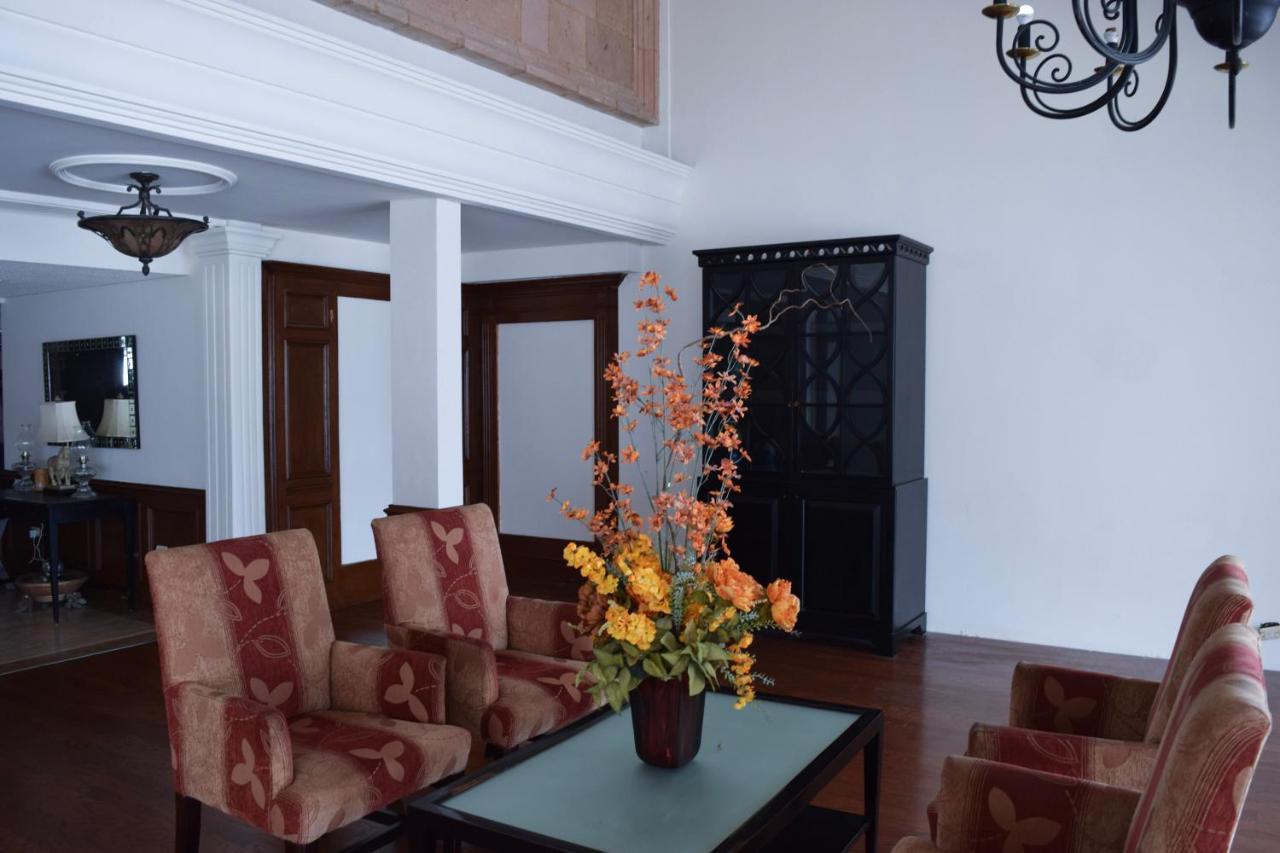Hotel Virrey Rio Bravo Buitenkant foto
