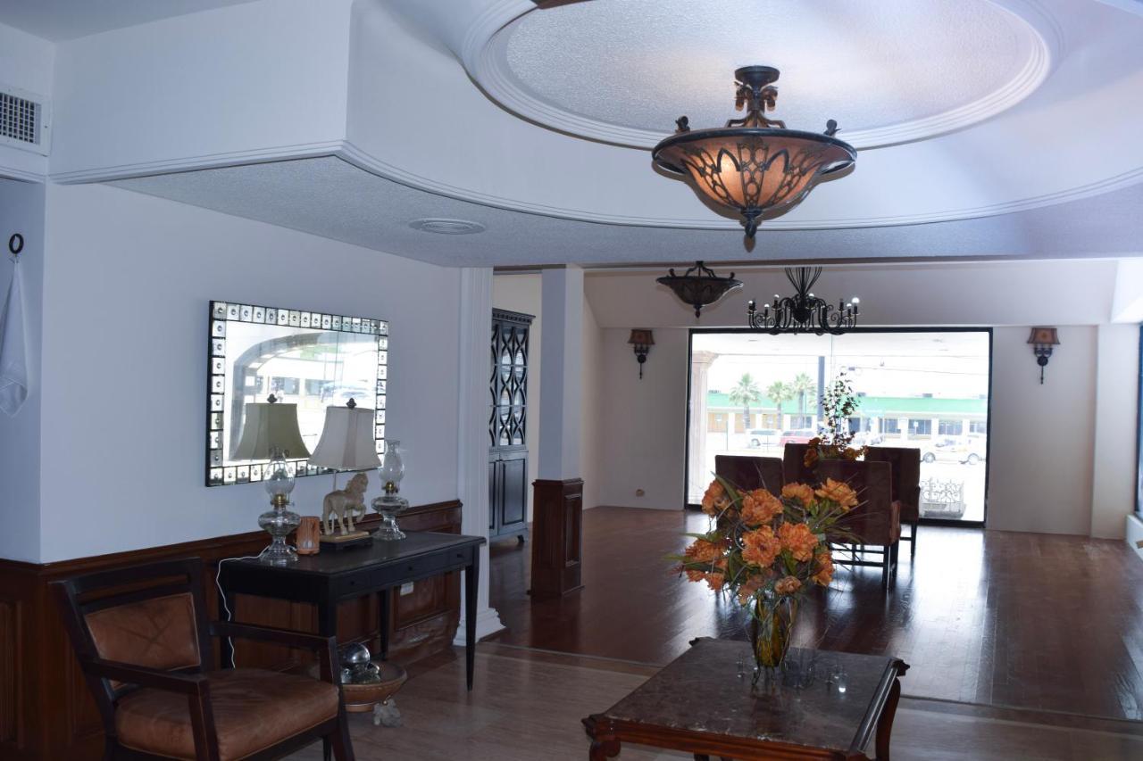 Hotel Virrey Rio Bravo Buitenkant foto